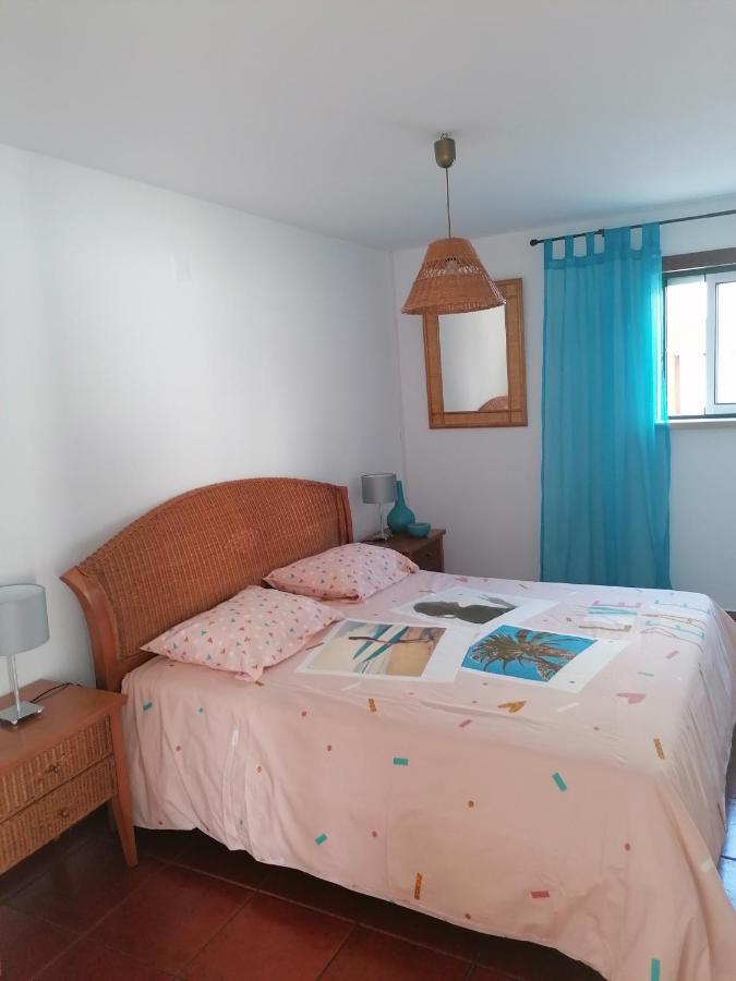 Casinha Res Do Chao Na Nazare Com Quintal E Barbecue Villa Exteriör bild
